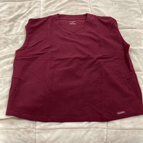 Scrubs - Picture 3 of 5